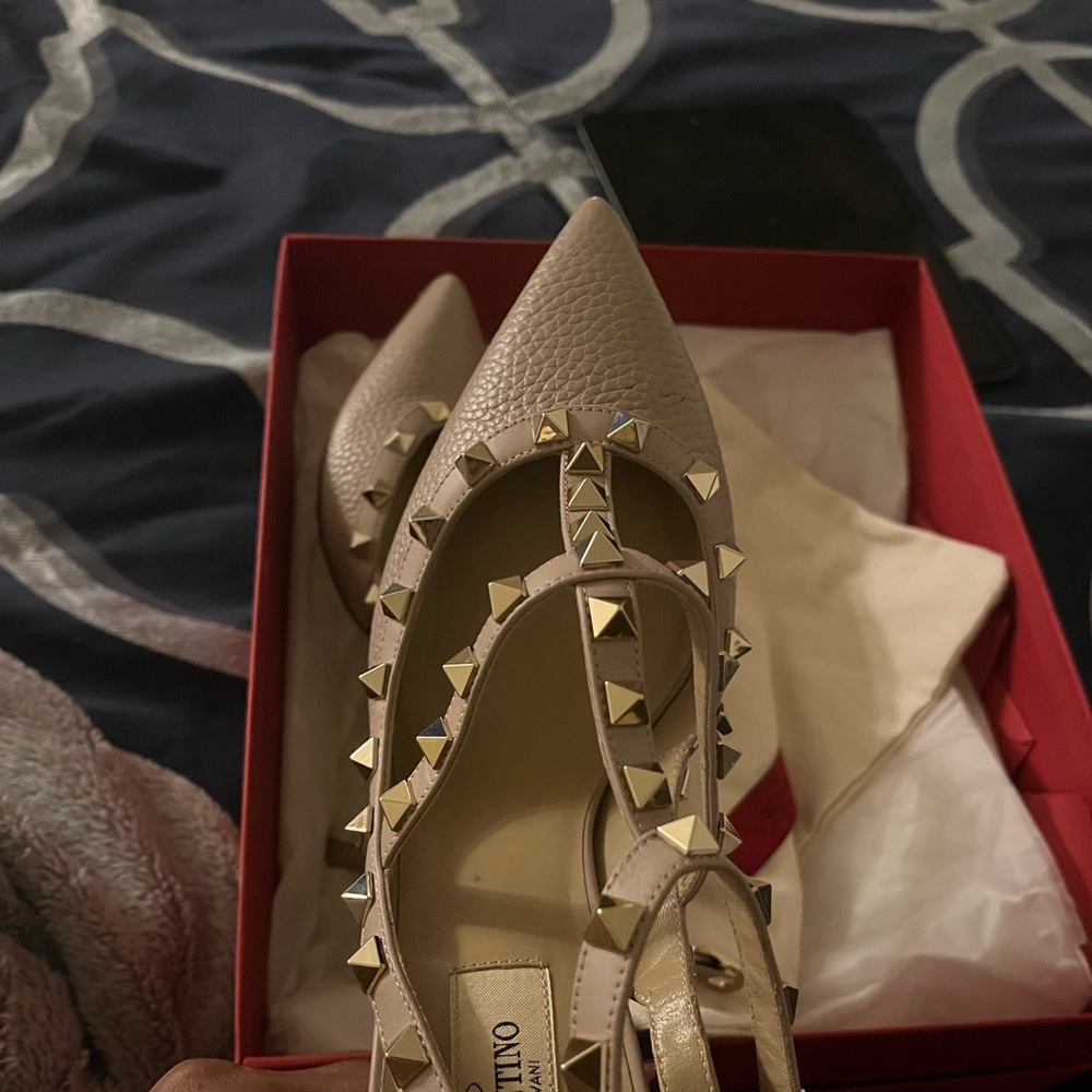 Valentino Garavani Rockstud Leather Pointed Toe Slingbacks in Beige - Picture 8 of 16